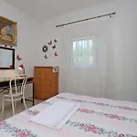 Apartmán With Parking Space Lopar, Rab - 18005