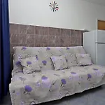Apartmán With Parking Space Lopar, Rab - 18005 Lopar