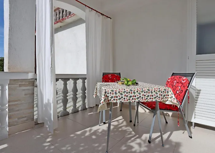 Apartman With Parking Space Lopar, Rab - 18005 Lopar