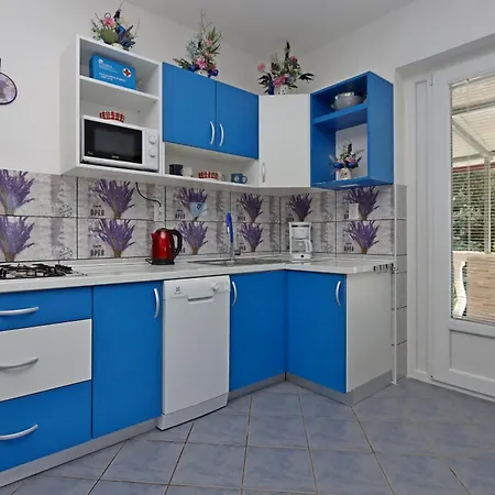 Apartman With Parking Space Lopar, Rab - 18005 Lopar