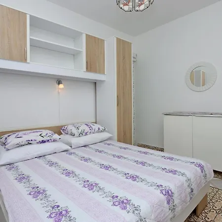 With Parking Space Lopar, Rab - 18005 Apartman